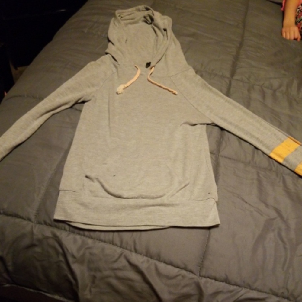 Sweat shirt